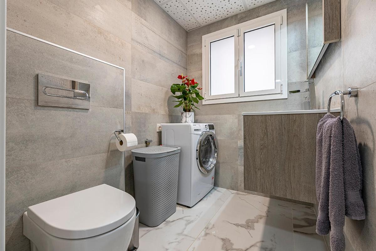 5 Stelle Piscina, Jacuzzi, Wifi - 2 Min Dal Mare Apartment Miami Playa Exterior foto